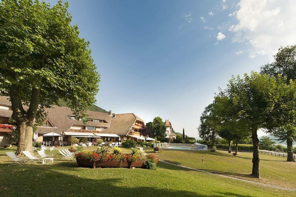Black Bass Hotel Sévrier Екстериор снимка